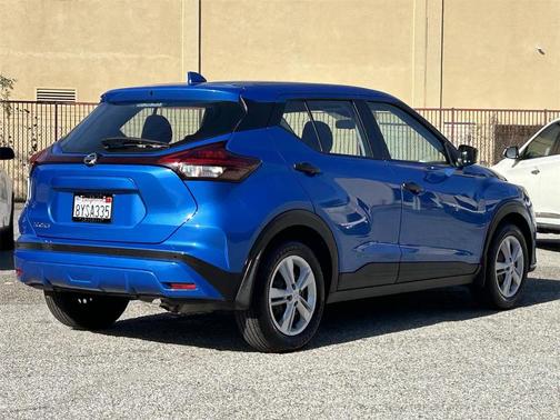 2021 Nissan Kicks S