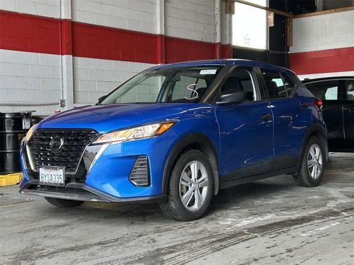 2021 Nissan Kicks S