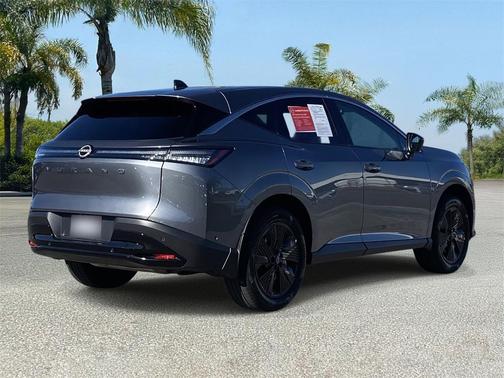 2025 Nissan Murano SV