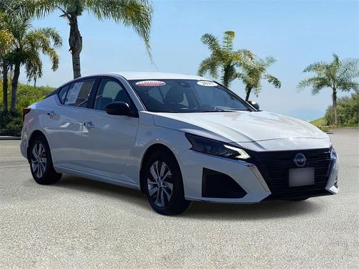 2025 Nissan Altima S FWD