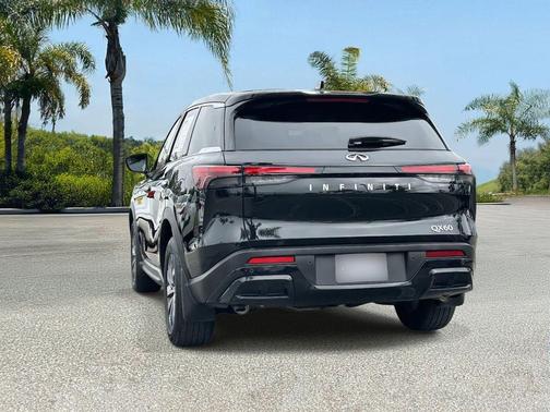 2025 INFINITI QX60 Pure
