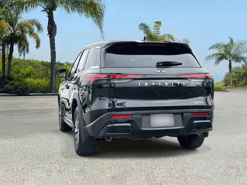 2025 INFINITI QX60 Pure