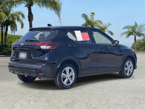 2024 Nissan Kicks S