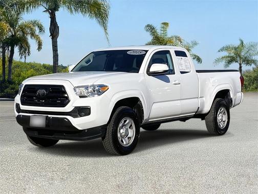 2018 Toyota Tacoma SR
