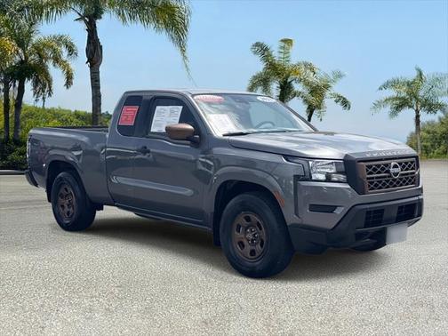 2023 Nissan Frontier S