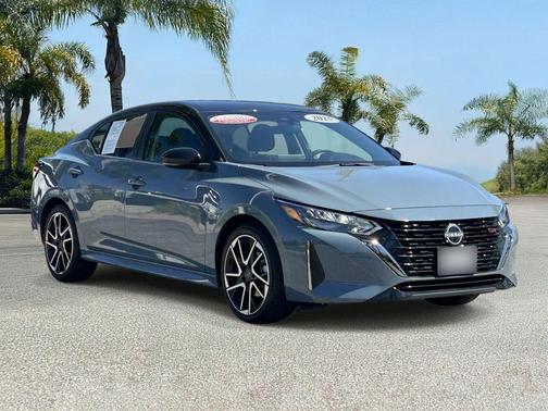 Atlantic Gray Metallic/Super Black 2025 Nissan Sentra SR