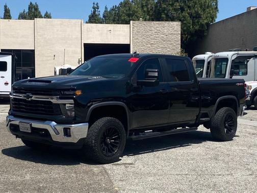 Black 2024 Chevrolet Silverado 2500 LT