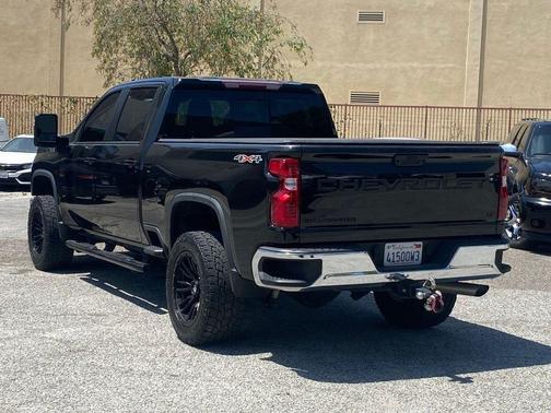 Black 2024 Chevrolet Silverado 2500 LT