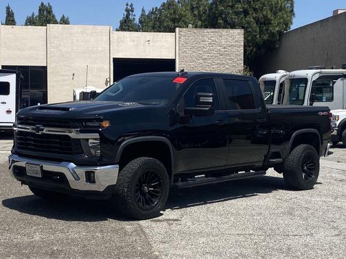 Black 2024 Chevrolet Silverado 2500 LT