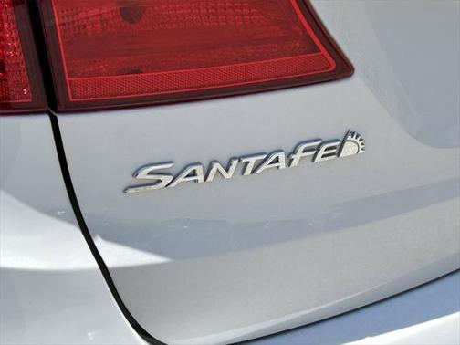 2016 Hyundai SANTA FE SE