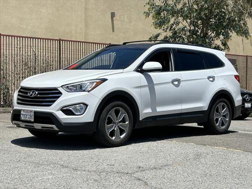 2016 Hyundai SANTA FE SE