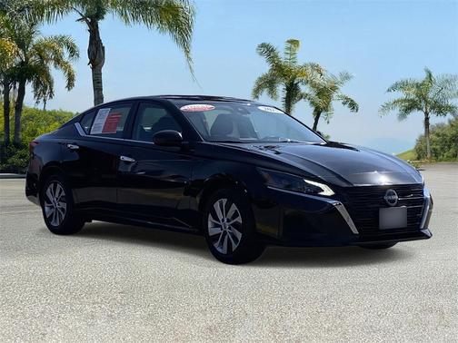 2025 Nissan Altima S FWD