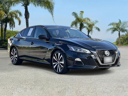 2021 Nissan Altima SR FWD