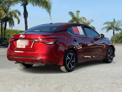 Scarlet 2025 Nissan Sentra SV