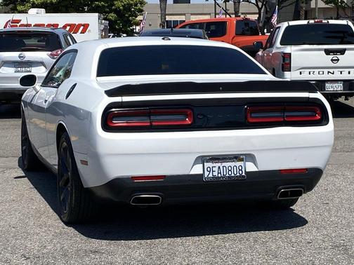 White Knuckle Clearcoat 2020 Dodge Challenger GT