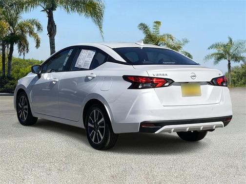 2024 Nissan Versa 1.6 SV