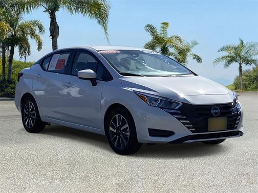 2024 Nissan Versa 1.6 SV