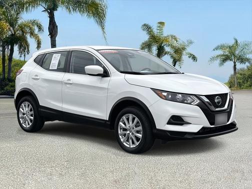 2022 Nissan Rogue Sport S