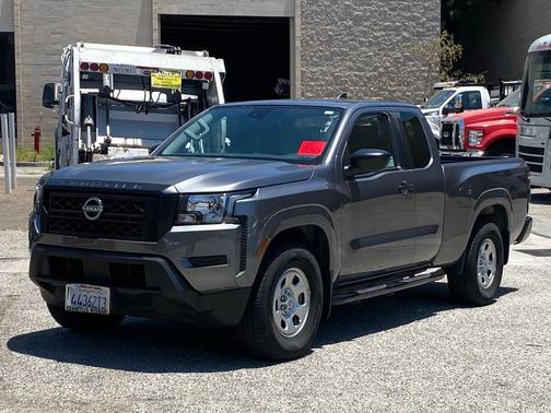Gun Metallic 2023 Nissan Frontier S