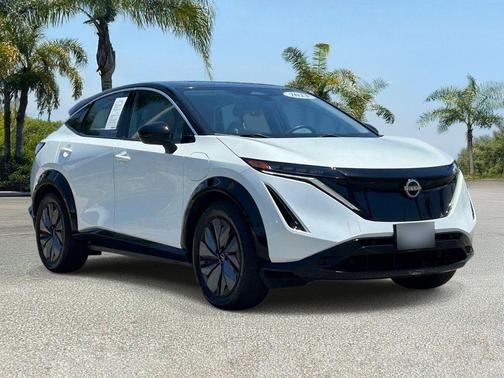 Black Diamond Pearl 2023 Nissan ARIYA ENGAGE