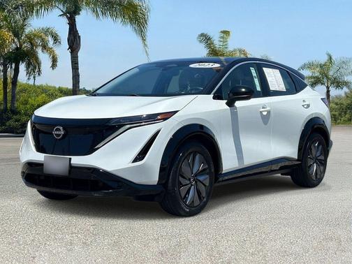 Black Diamond Pearl 2023 Nissan ARIYA ENGAGE