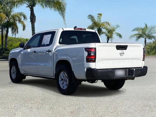 2025 Nissan Frontier S