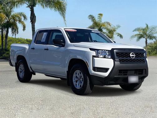 2025 Nissan Frontier S