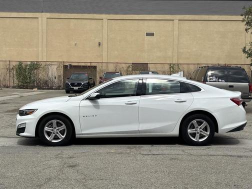2022 Chevrolet Malibu FWD LT