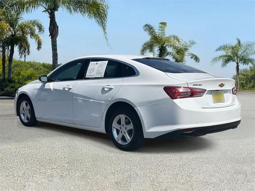 2022 Chevrolet Malibu FWD LT