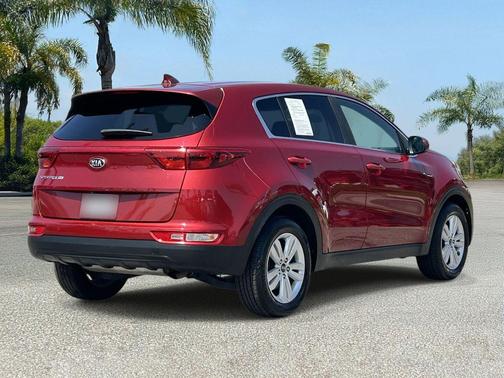 Hyper Red 2019 Kia Sportage LX