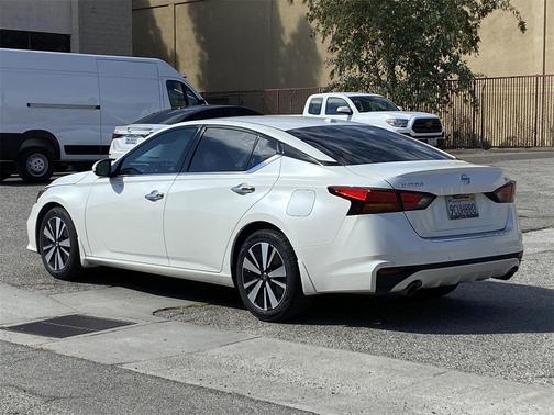 2022 Nissan Altima 2.5 SL
