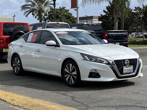 2022 Nissan Altima 2.5 SL