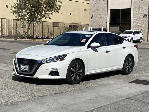 2022 Nissan Altima 2.5 SL