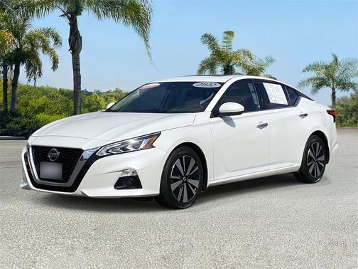 2022 Nissan Altima 2.5 SL