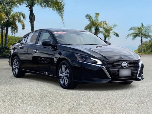 2025 Nissan Altima S FWD