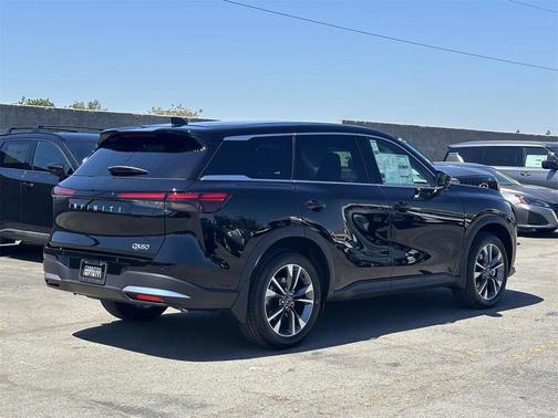 2026 INFINITI QX60 Pure