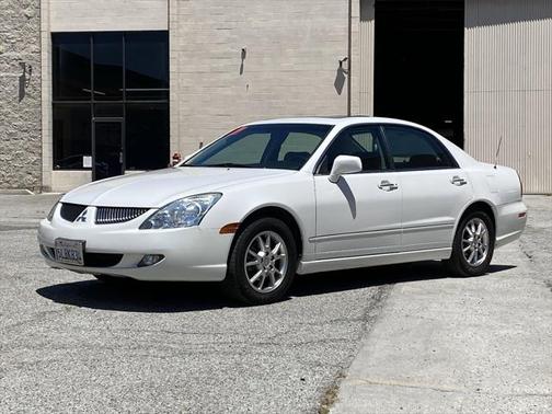 2004 Mitsubishi Diamante LS