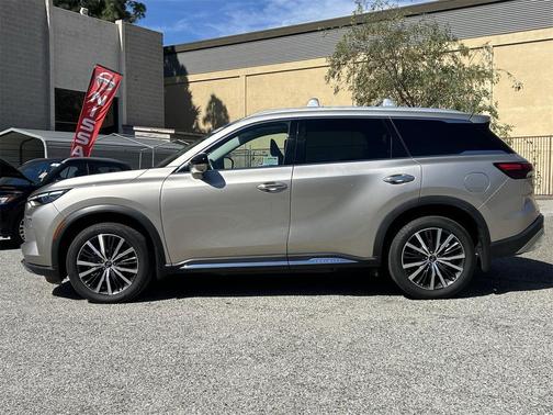 2022 INFINITI QX60 SENSORY