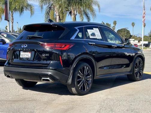 2022 INFINITI QX50 LUXE