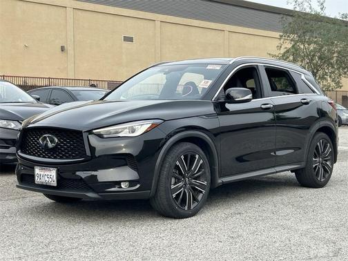 2022 INFINITI QX50 LUXE