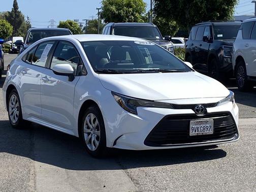 Ice 2024 Toyota Corolla LE