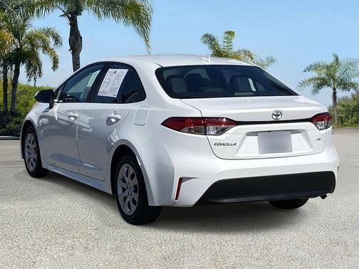 Ice 2024 Toyota Corolla LE
