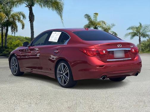 2015 INFINITI Q50 Premium