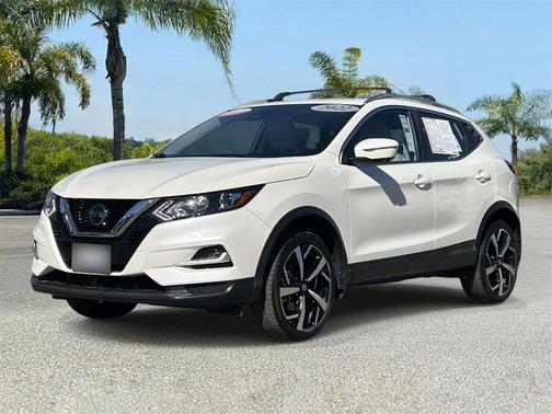 2022 Nissan Rogue Sport SL