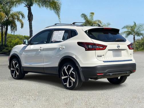 2022 Nissan Rogue Sport SL