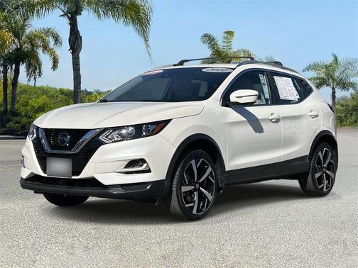2022 Nissan Rogue Sport SL