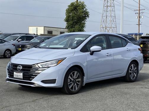 2025 Nissan Versa 1.6 SV