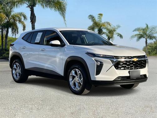 2026 Chevrolet Trax LS