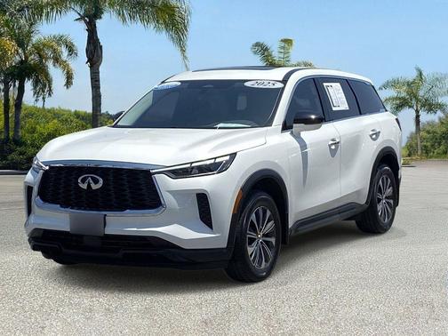Glacier White 2025 INFINITI QX60 Pure