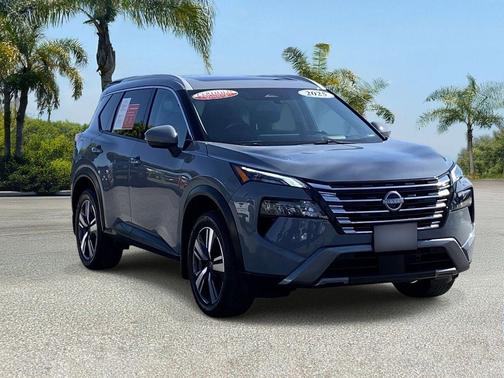 Boulder Gray Pearl 2025 Nissan Rogue SL